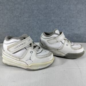 Nike Jordan Flight 23 White Infant Toddler 6C Elastic Sneaker